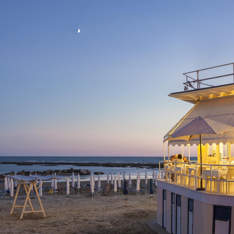 Hotel Riviera Anzio Exteriér fotografie