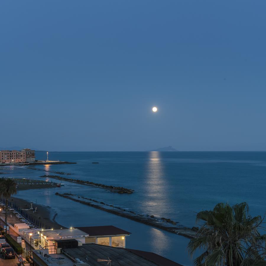 Hotel Riviera Anzio Exteriér fotografie